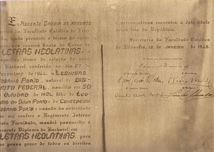 Diploma de Bacharel em Letras Neolatinas da Faculdade Católica de Filosofia, 12 de Janeiro de 1945